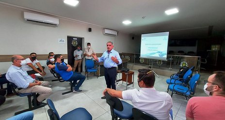 Apodi: Sicramirn apresenta estudo hidrogeológico sobre as áreas de proteção das fontes de água mineral