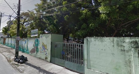 Exército afirma que não pode retirar policiais militares amotinados de escola ocupada em Fortaleza