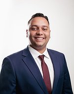 THIAGUINHO DE VERMELHO