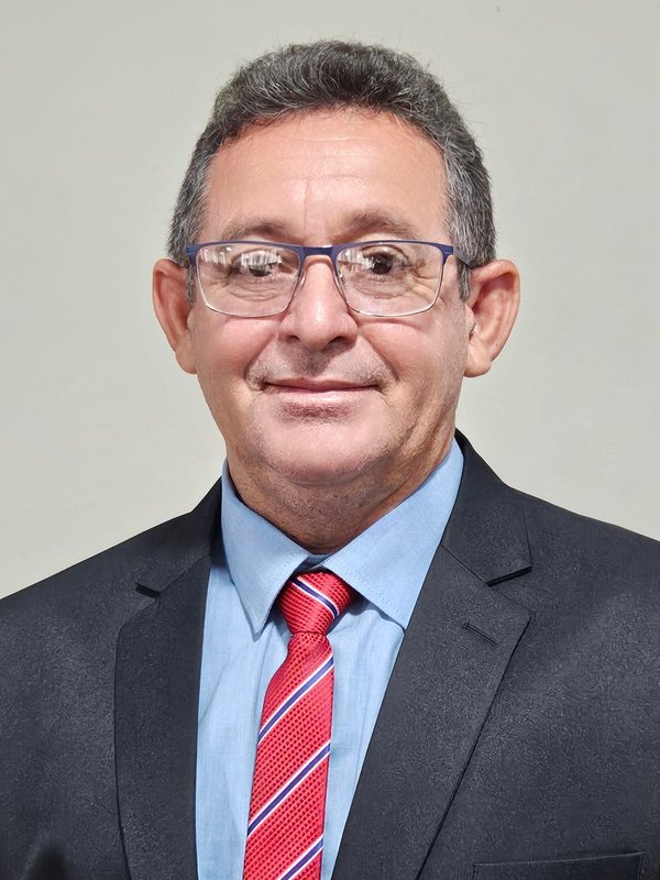 BEZALIEL MOURA